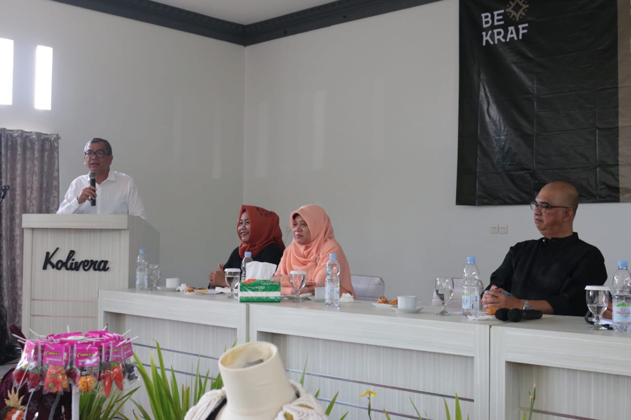 Walikota Payakumbuh Riza Falepi ketika menyampaikan sambutan pada acara Bimtek Pengembangan Promosi Produk Kreatif